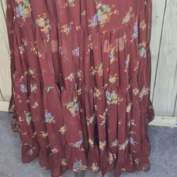 Free People Garden Party Maxi Dress Burgundy Floral Smocked Ruffle S - Picture 4 of 8